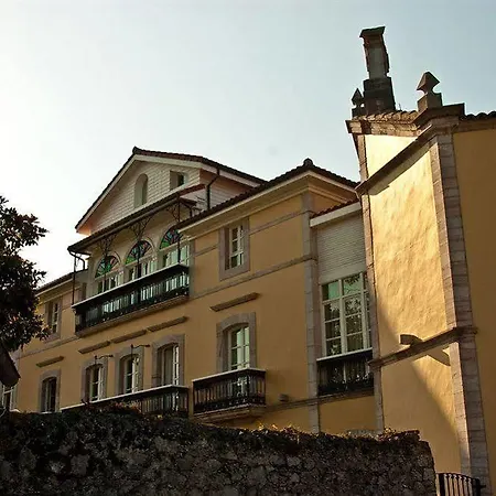 Palacio De Garaña