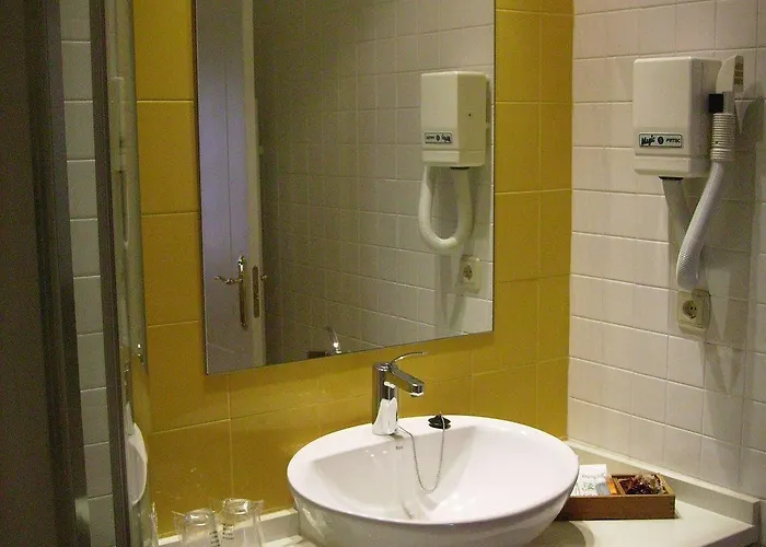 Hotel Palacio De Garaña