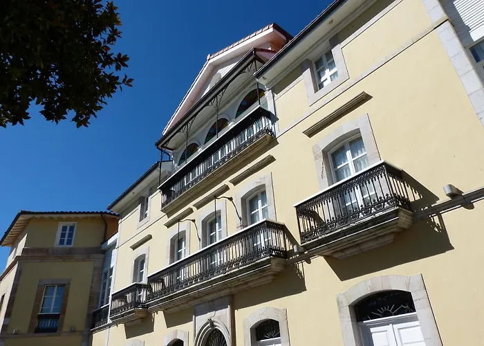 Palacio De Hotel Garaña