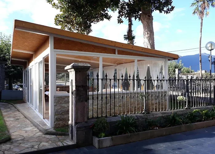 Palacio De Hotel Garaña